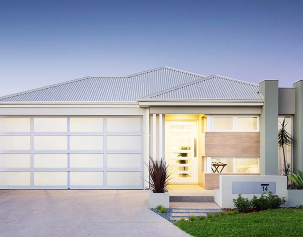 Custom & Specialty Garage Doors