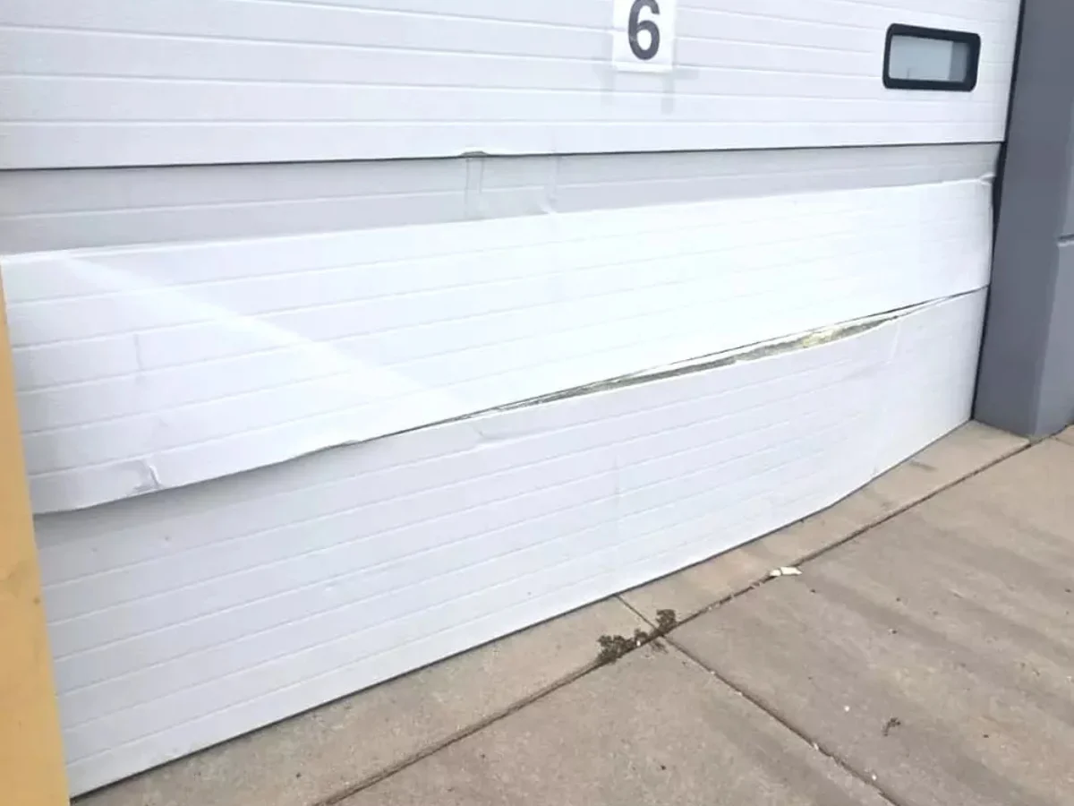 Goor Door broken Panel